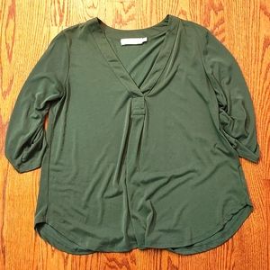 All in Favor green 3/4 sleeve blouse